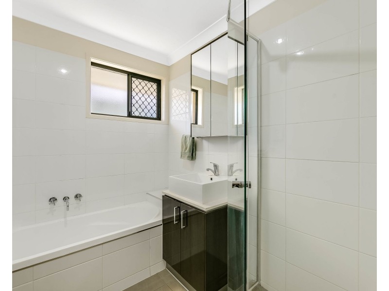 2/39 Gipps Street, Drayton QLD 4350