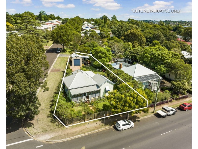 77 Mort Street, North Toowoomba QLD 4350