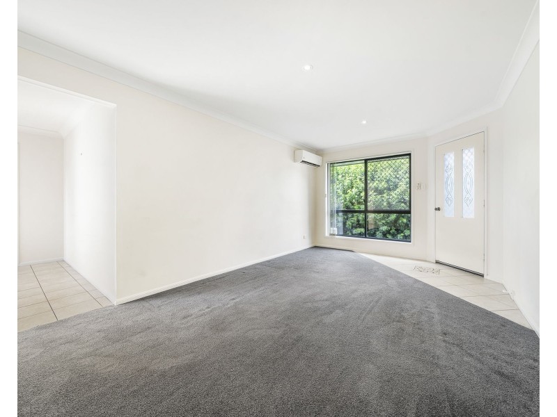 2/17 Rose Street, Wilsonton QLD 4350