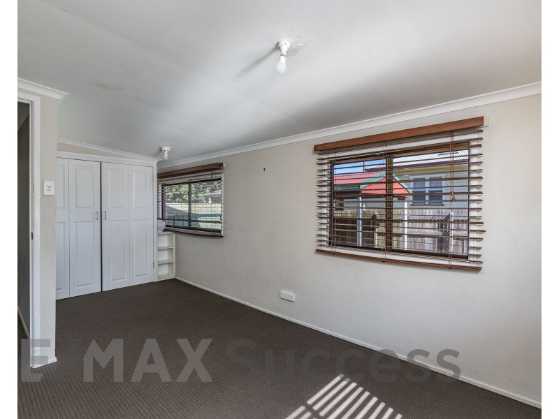 24 Glenvale Road, Harristown QLD 4350