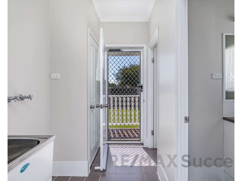 3 Paterson Street, Cambooya QLD 4358