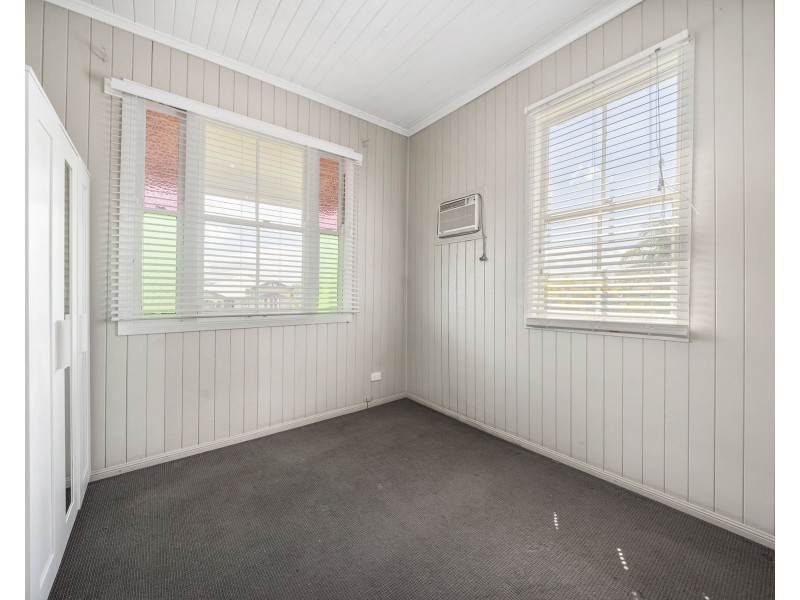 6 John Street, Goombungee QLD 4354