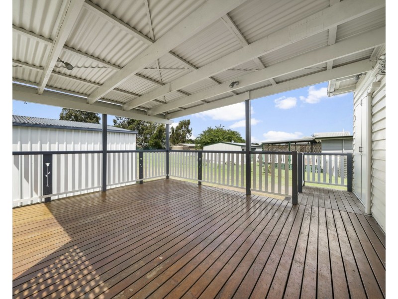 6 John Street, Goombungee QLD 4354