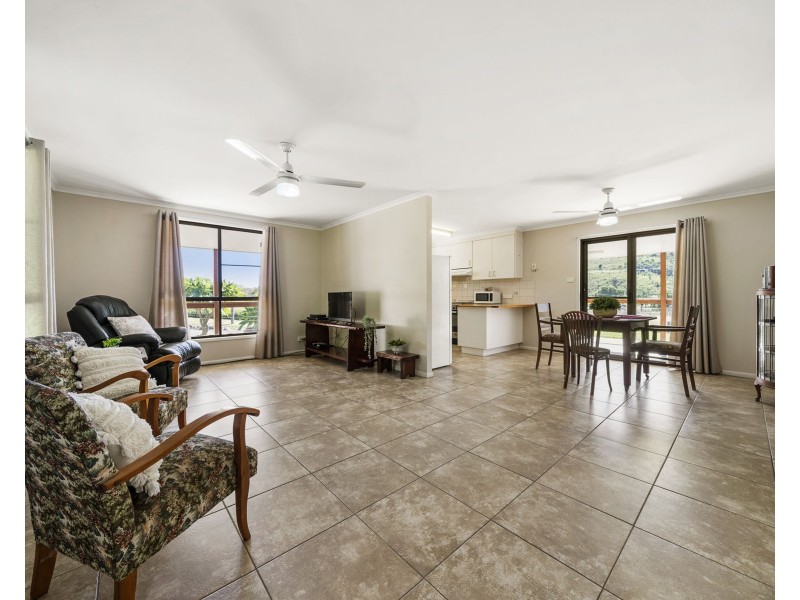 225 Lefthand Branch Road, Lefthand Branch QLD 4343