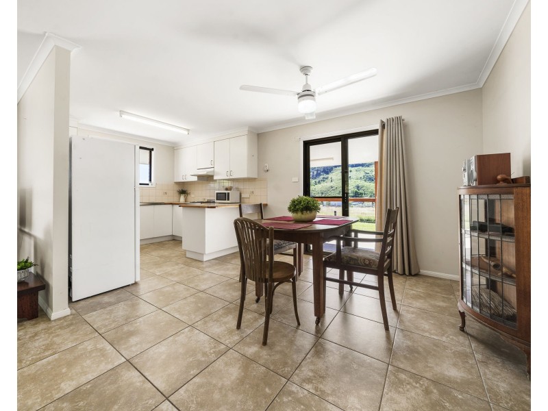 225 Lefthand Branch Road, Lefthand Branch QLD 4343