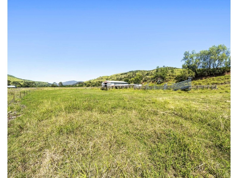 225 Lefthand Branch Road, Lefthand Branch QLD 4343