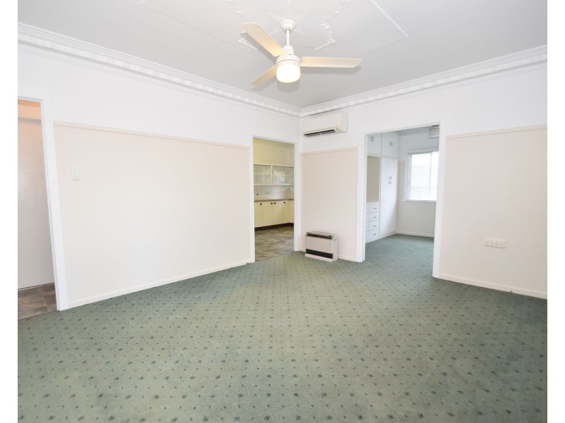 21 Joyce Street, South Toowoomba QLD 4350