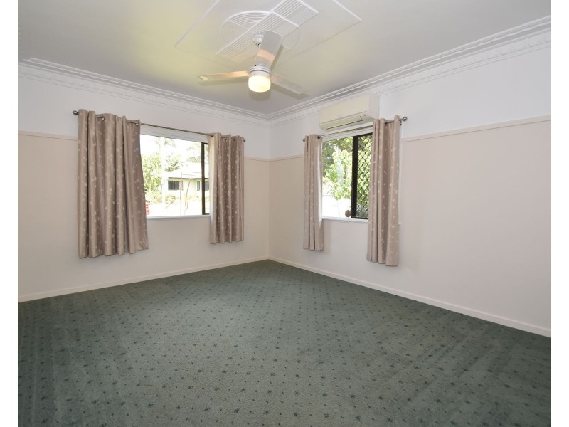 21 Joyce Street, South Toowoomba QLD 4350
