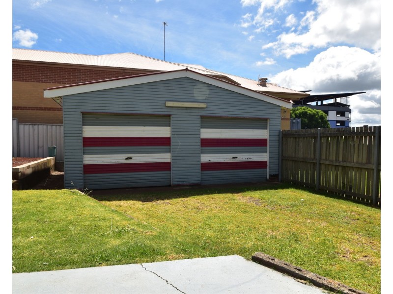 21 Joyce Street, South Toowoomba QLD 4350