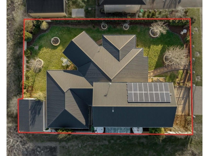 4 Weale Street, Mount Kynoch QLD 4350