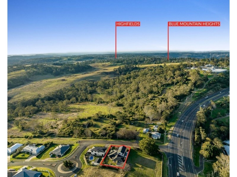 4 Weale Street, Mount Kynoch QLD 4350