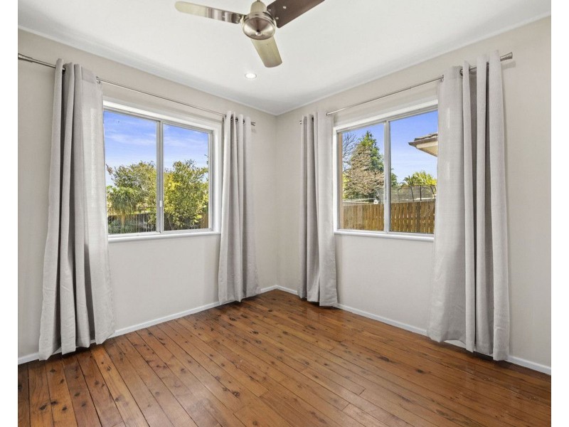9 Farr Street, Kearneys Spring QLD 4350