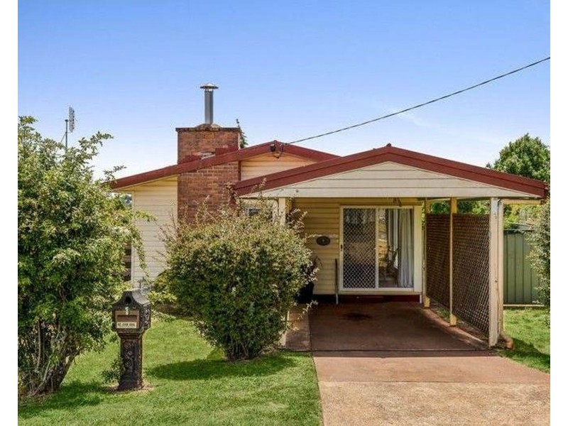 9 Webb Street, Rangeville QLD 4350