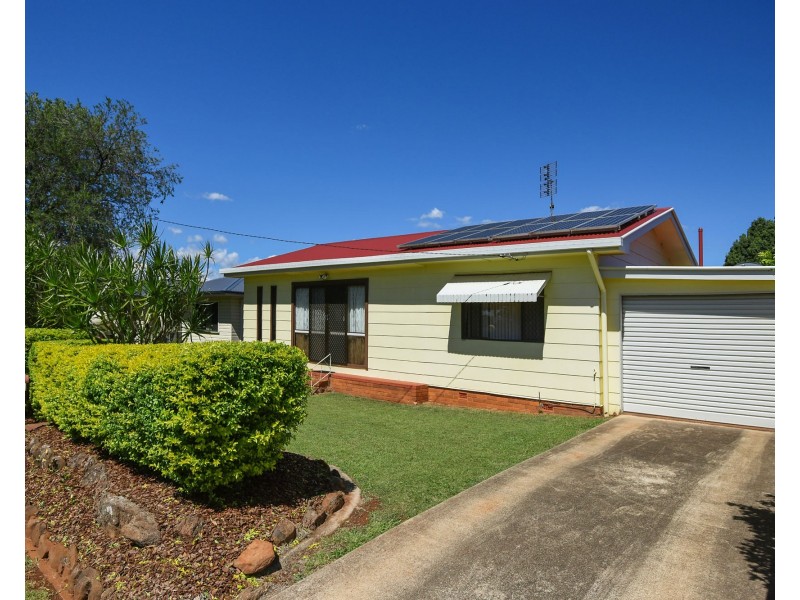 418 Alderley Street, Harristown QLD 4350