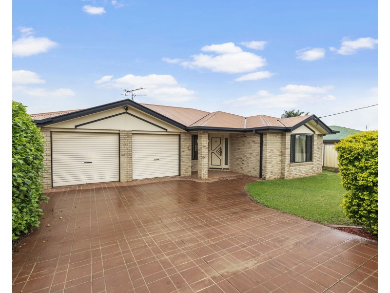 529 Hume Street, Kearneys Spring QLD 4350