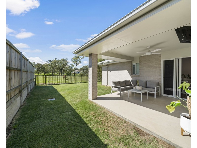 39 Shelby Street, Glenvale QLD 4350