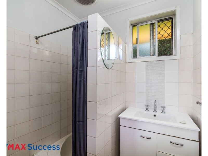 2/114 Curzon St, Rangeville QLD 4350