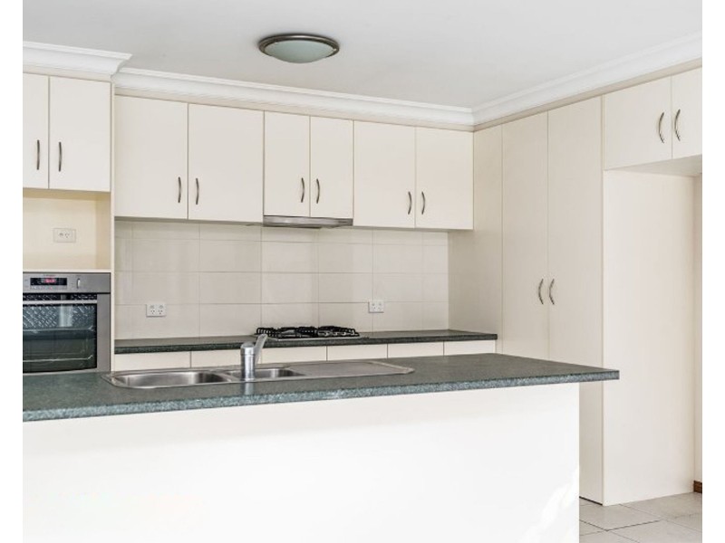 2/5 Amity Court, Harristown QLD 4350