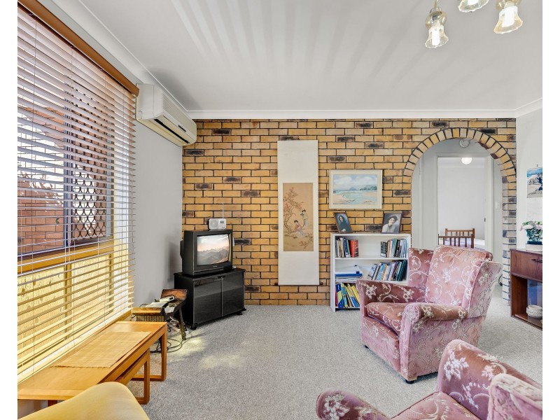 1/256 Geddes Street, Centenary Heights QLD 4350