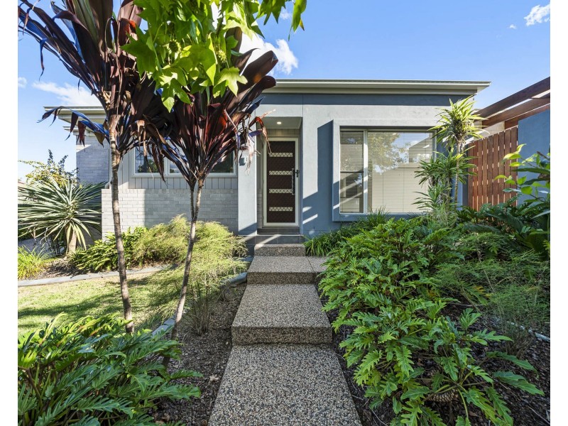 1/106a South Street, Centenary Heights QLD 4350