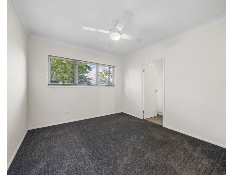 1/106a South Street, Centenary Heights QLD 4350