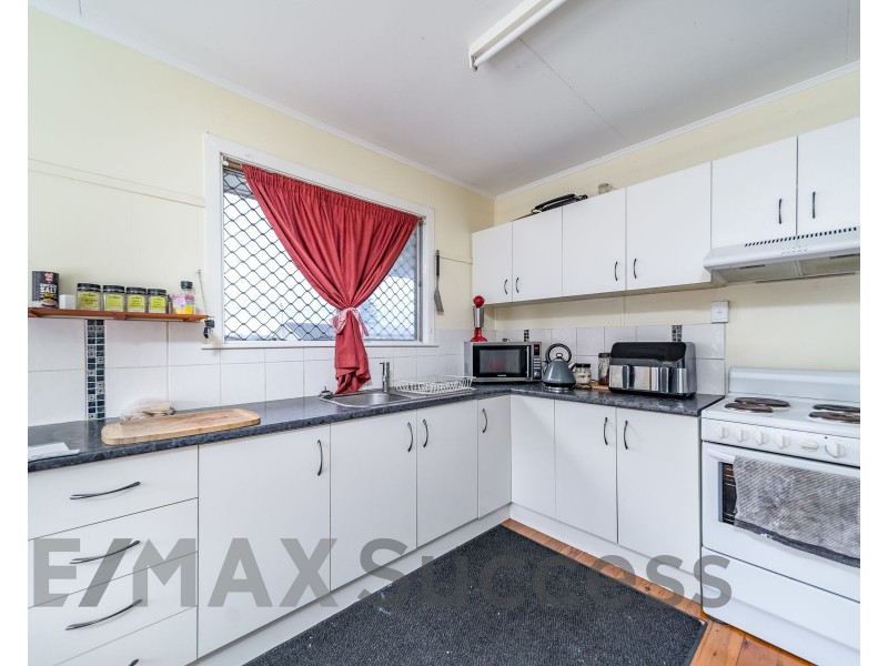 6 Nuss Street, Wilsonton QLD 4350