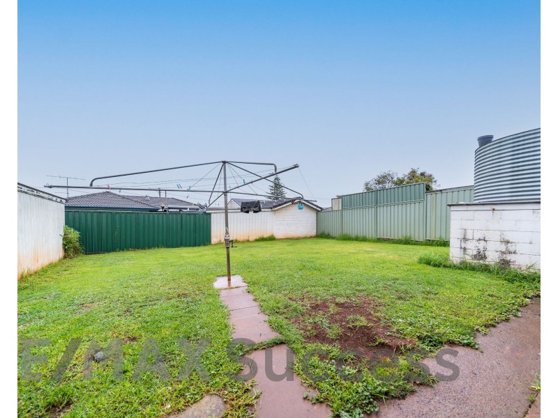 6 Nuss Street, Wilsonton QLD 4350