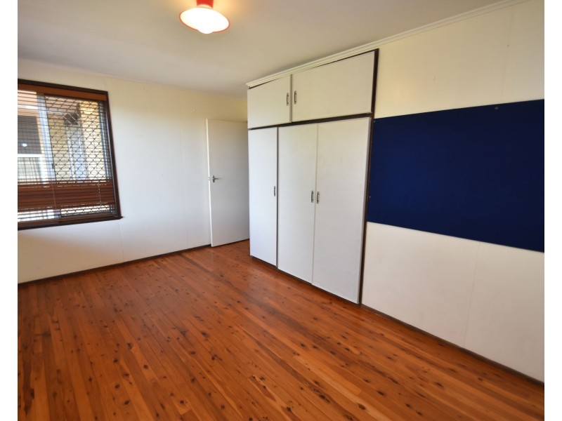 314 Stenner Street, Middle Ridge QLD 4350