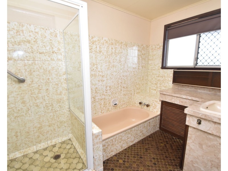 314 Stenner Street, Middle Ridge QLD 4350