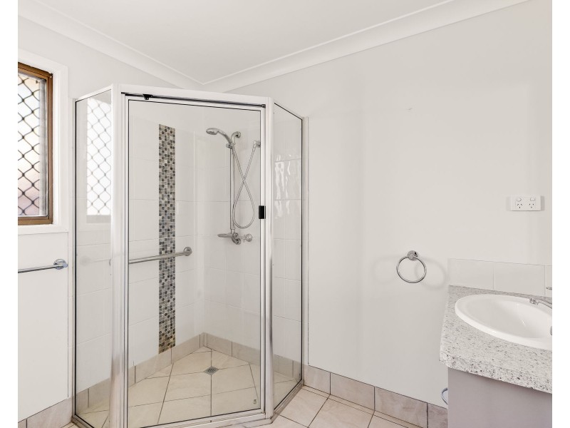 118 Hogg Street, Wilsonton Heights QLD 4350