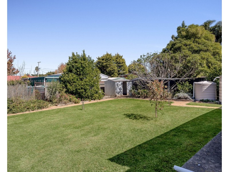 118 Hogg Street, Wilsonton Heights QLD 4350