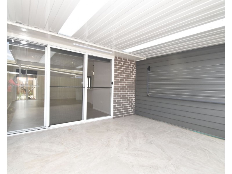 3/64A Holberton Street, Rockville QLD 4350