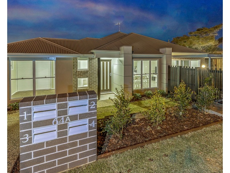 3/64A Holberton Street, Rockville QLD 4350