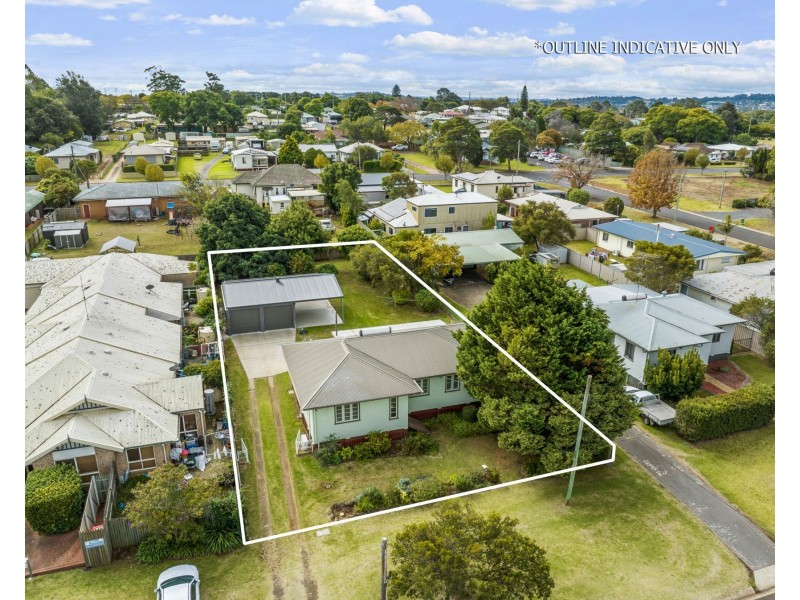 27 Phyllis Street, Harristown QLD 4350