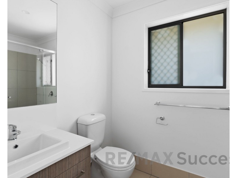 87 Adelaide Street, Cranley QLD 4350