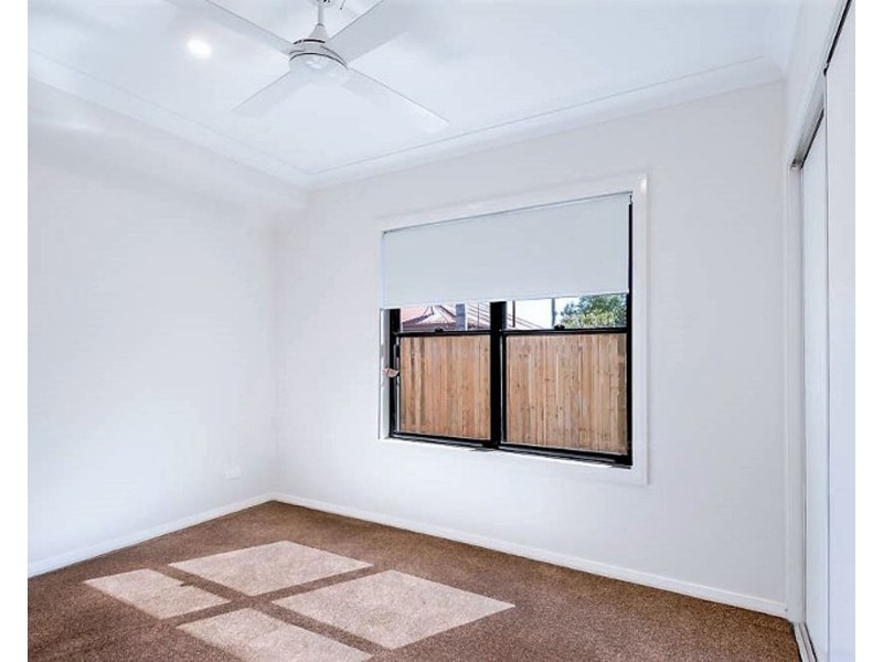 1/192A South Street, Centenary Heights QLD 4350