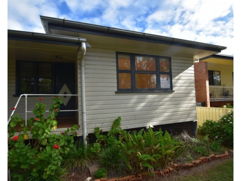 2/16 Boland Street, North Toowoomba QLD 4350