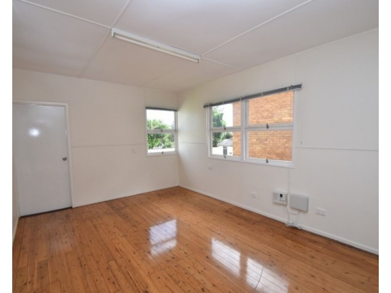 2/16 Boland Street, North Toowoomba QLD 4350