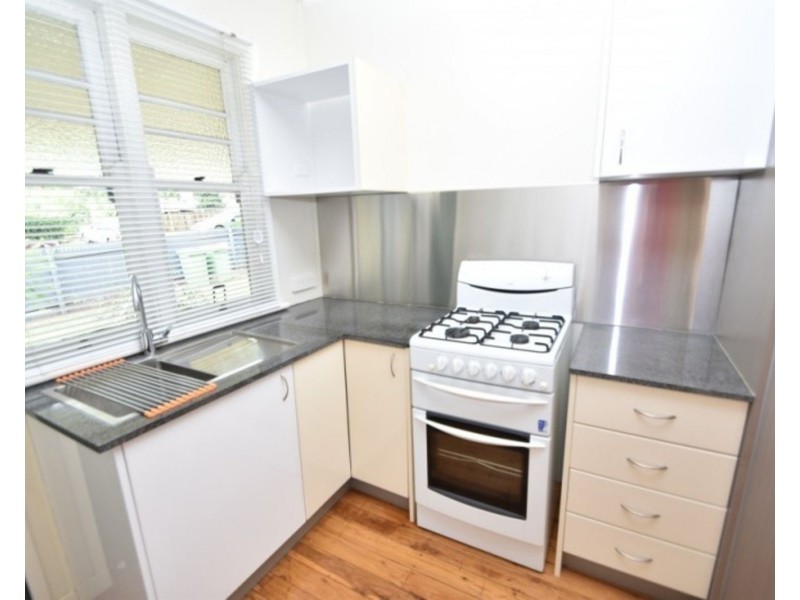 2/16 Boland Street, North Toowoomba QLD 4350