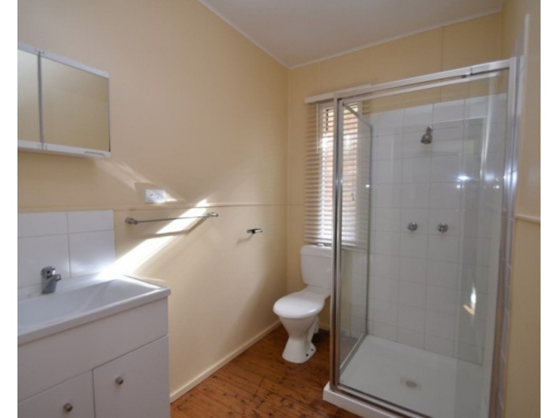 2/16 Boland Street, North Toowoomba QLD 4350