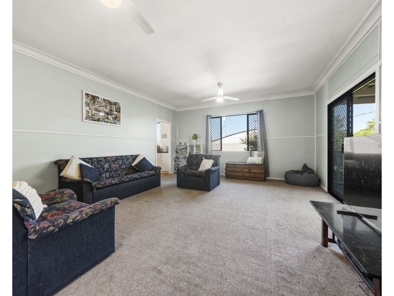 106 Mocatta Street, Goombungee QLD 4354