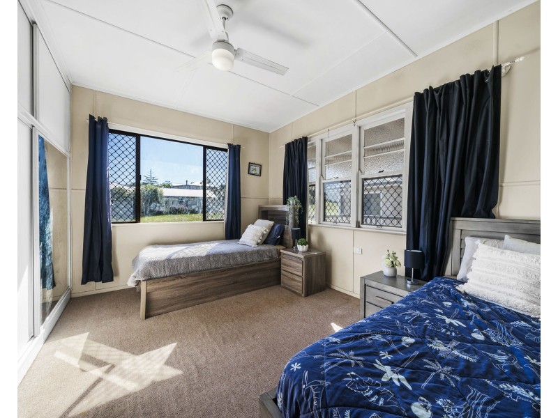 106 Mocatta Street, Goombungee QLD 4354