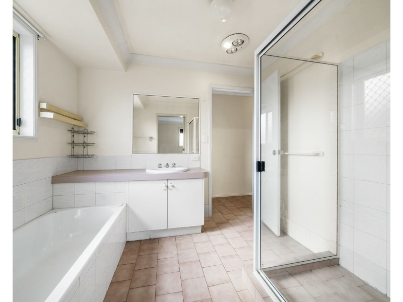 15 Giltrow Court, Darling Heights QLD 4350