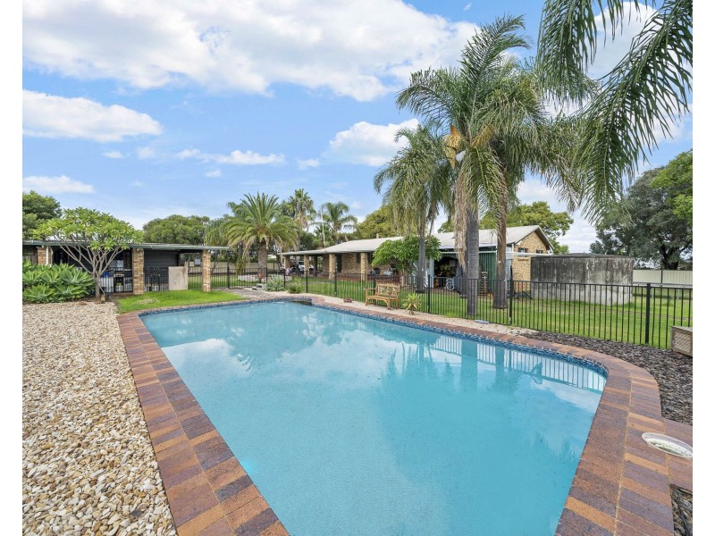 7 Elizabeth Street, Westbrook QLD 4350