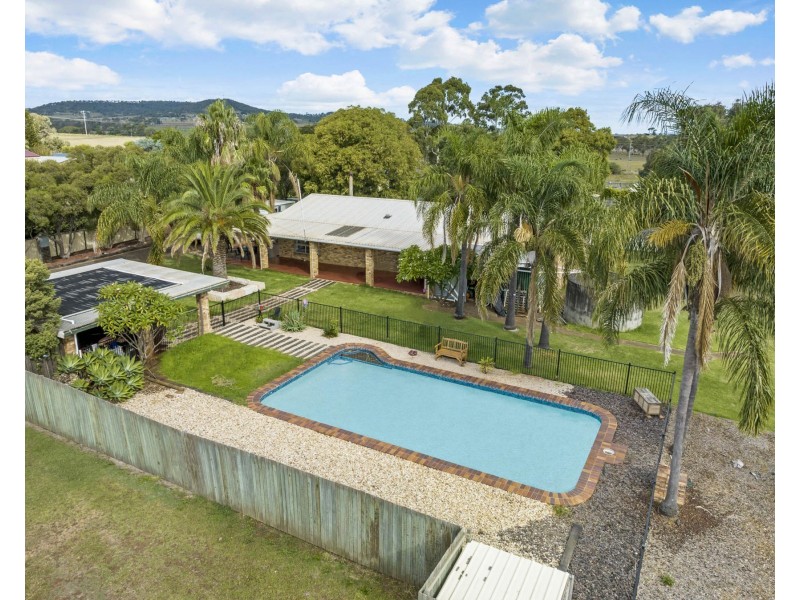 7 Elizabeth Street, Westbrook QLD 4350