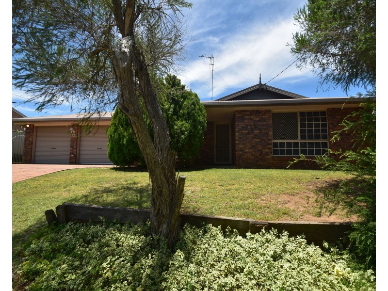 10 Smart Drive, Darling Heights QLD 4350