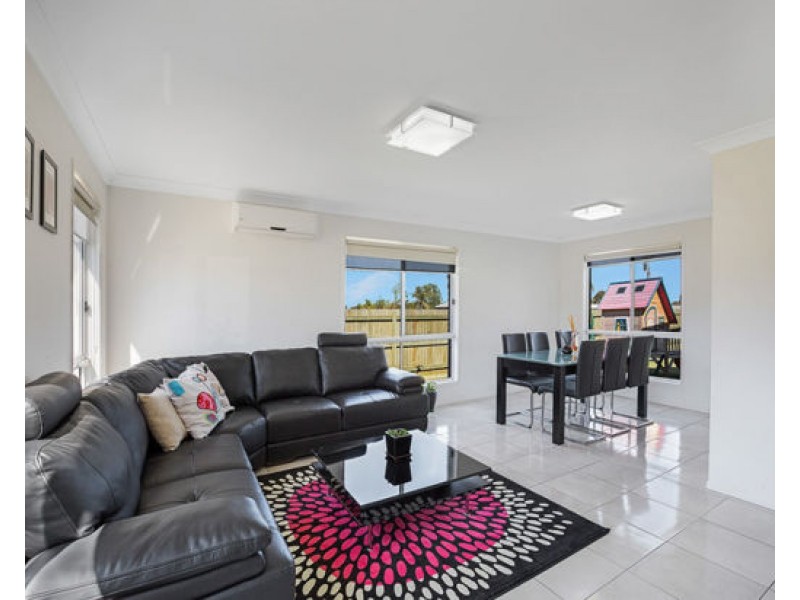 61 Edwin Street, Westbrook QLD 4350