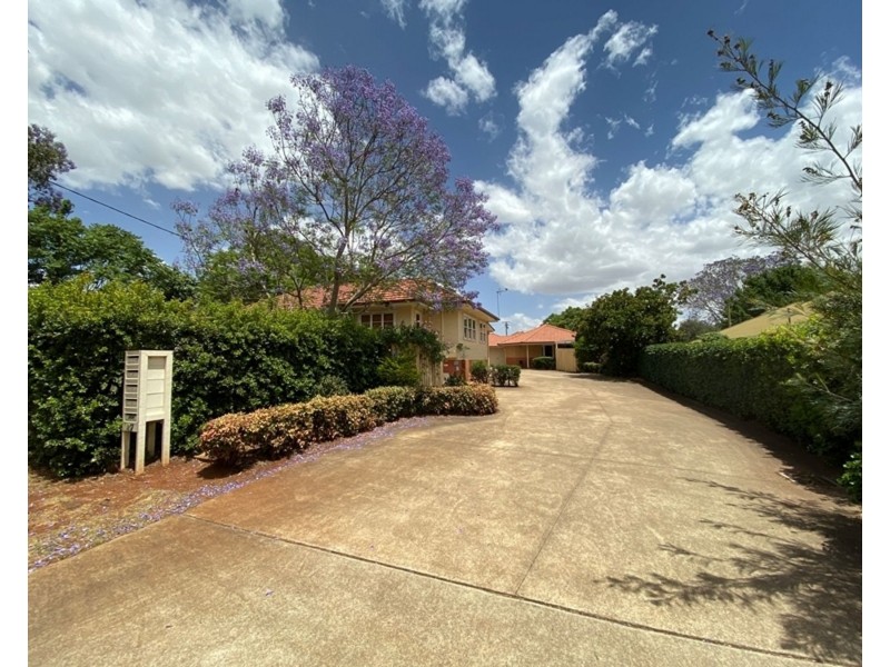 3/27 Norman Street, South Toowoomba QLD 4350