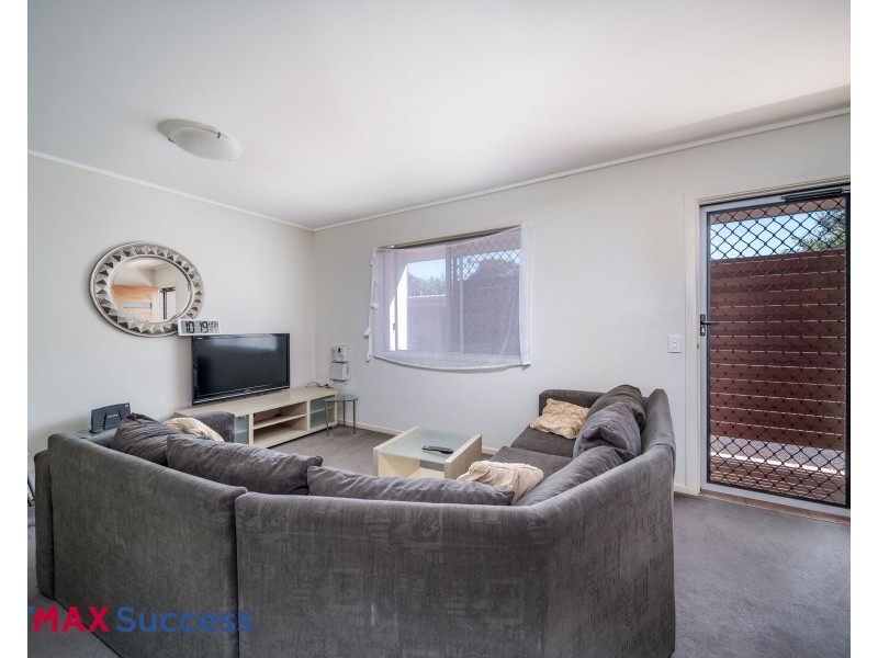1/267a Geddes Street, Centenary Heights QLD 4350