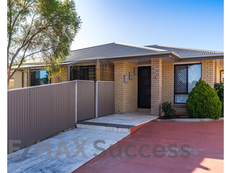 1/10 Kirklees Street, Newtown QLD 4350